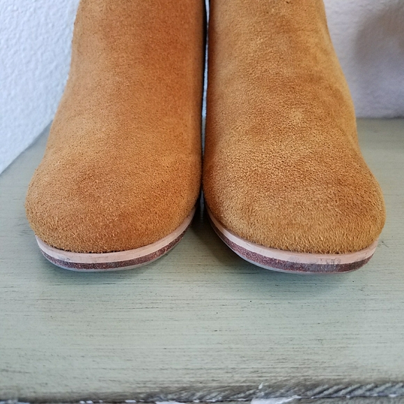 Rachel Comey Mars Nubuck Suede Leather Stack Heel Camel Ankle Booties - Picture 5 of 10